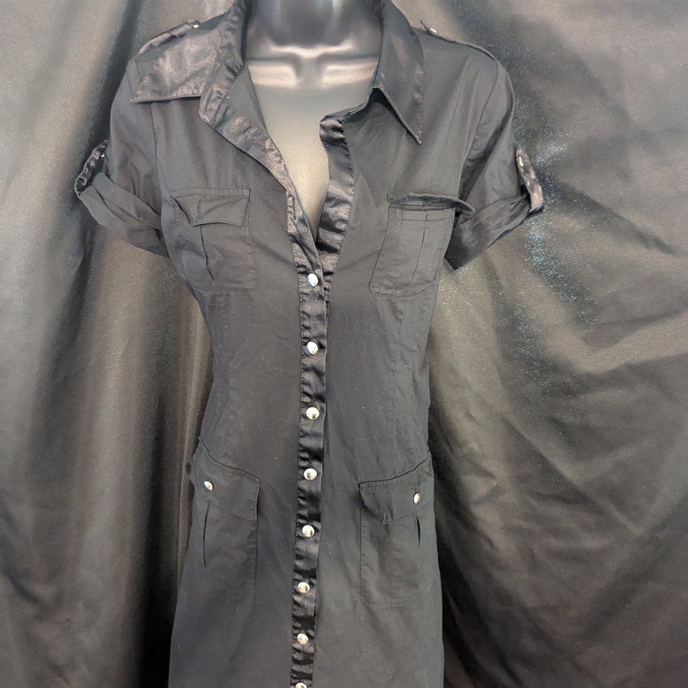 AGB Black Button-Down Midi Dress - Picture 2 of 6